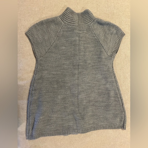 ‼️CLEARANCE‼️‼️ United States Sweaters - Picture 3 of 4